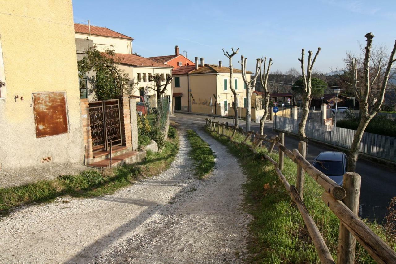 Happy Flat Villa Riparbella Exterior foto